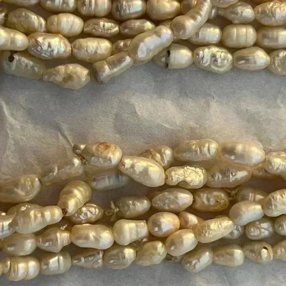 Rare Vintage Baroque pearl necklace with brooch closure - Picture 6 of 11